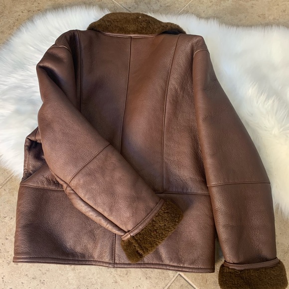 Quality fur trim winter jacket - Picture 3 of 4